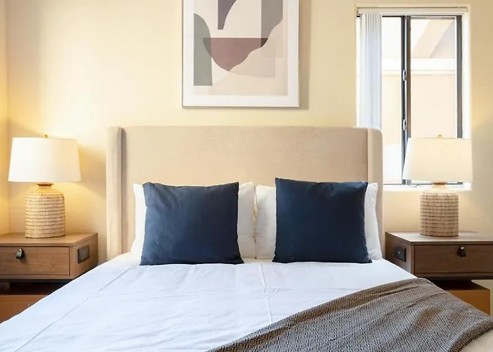 Landing Modern With Amazing Amenities *