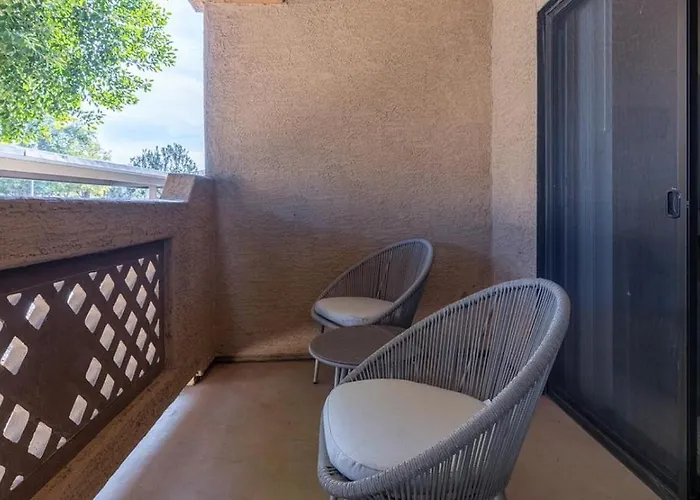 Landing Modern With Amazing Amenities